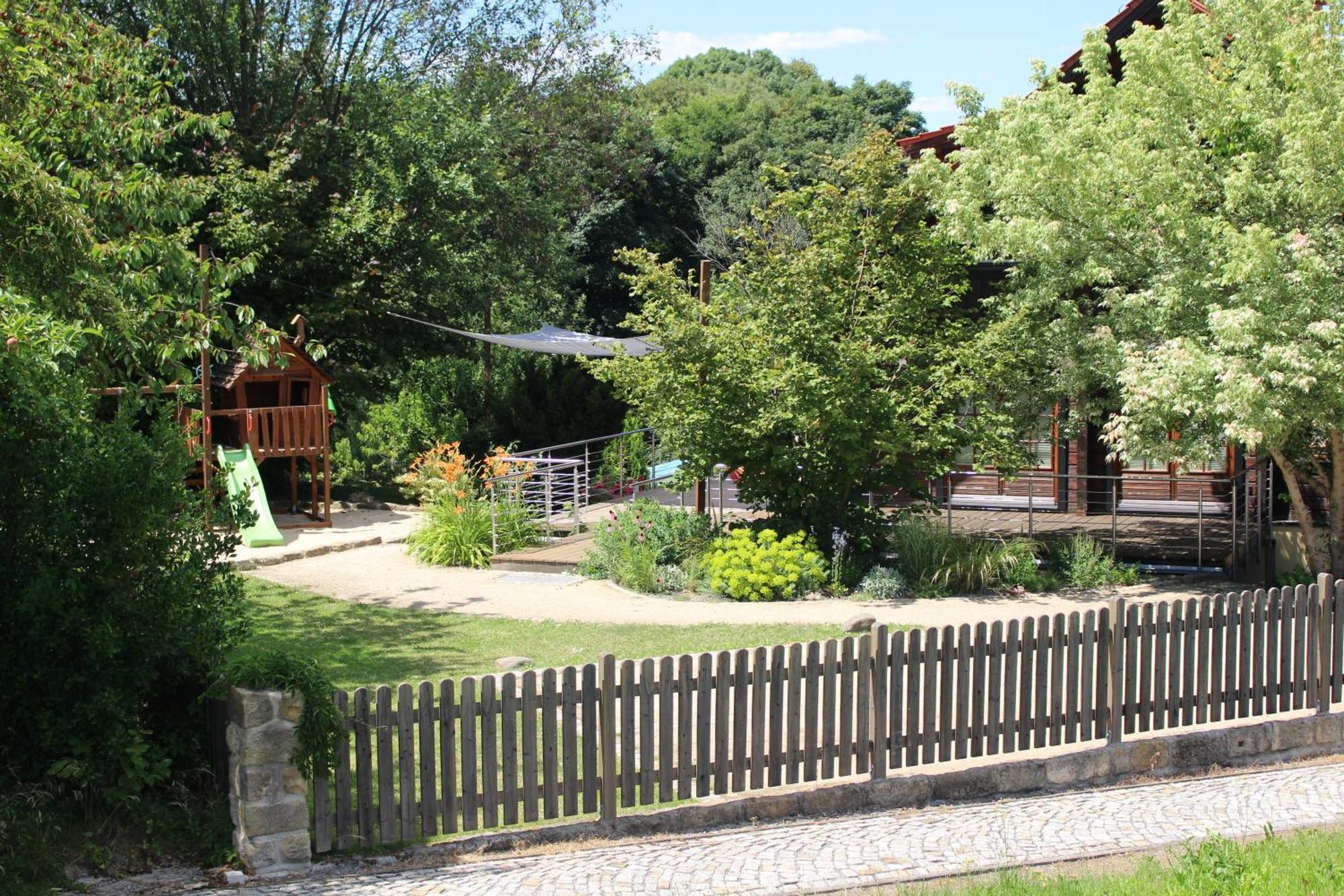 Ferienhaus Kraxlhuette Waltersdorf 바트샨다우 외부 사진